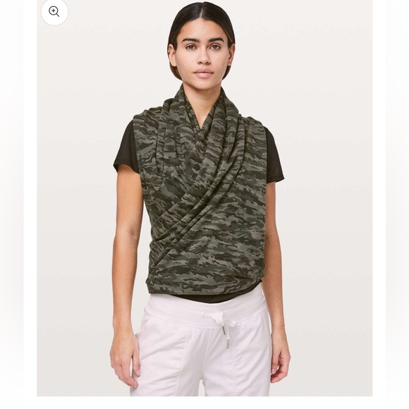 NWT Lululemon Vinyasa MULTIways Camo Scarf - Picture 4 of 9